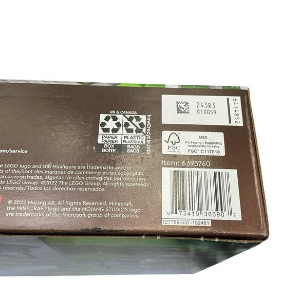 LEGO Minecraft The Skeleton Dungeon 21189 Toy Building Kit 364 pcs - Picture 8 of 10